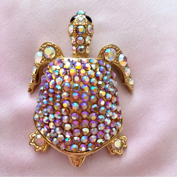 Suzanne Bjontegard Jewelry - sparkly aurora borealis Sea Turtle brooch Suzanne Bjontegard vintage 1990